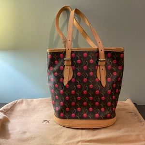 Louis Vuitton Limited 🍒 Bag